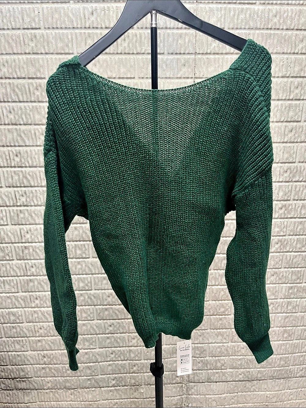 CUPSHE Relaxed Fit V Back Sweater with Twist Detail Green Knit Sweater Size